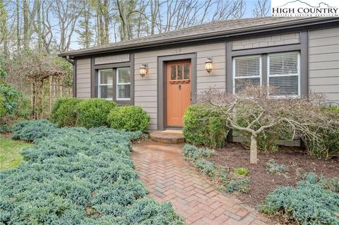 659 Grand Blvd, Boone, NC 28607 photo 2