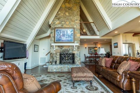 437 Ridge Rd, Roaring Gap, NC 28668 photo 9