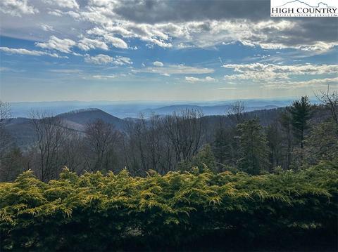 437 Ridge Rd, Roaring Gap, NC 28668 photo 41