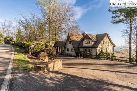 437 Ridge Rd, Roaring Gap, NC 28668 photo 2