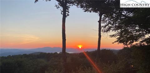 220 Northridge Rd #F-23, Beech Mountain, NC 28604