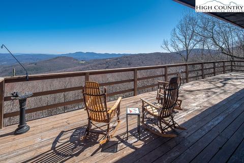130 Grassy Gap Loop Rd, Beech Mountain, NC 28604 photo 17