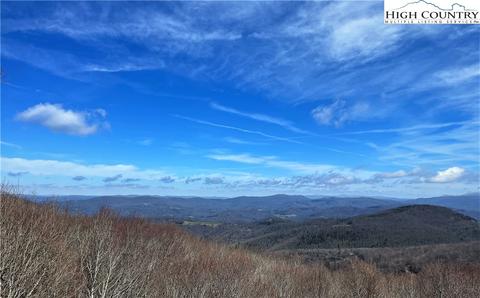 130 Grassy Gap Loop Rd, Beech Mountain, NC 28604 photo 37