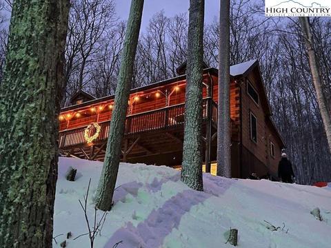 113 Poplar, Beech Mountain, NC 28604