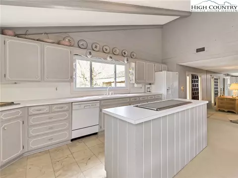 291 Balsam Rd, Boone, NC 28607 photo 14