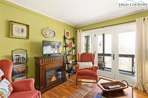 104 Village Rd #K-144, Beech Mountain, NC 28604