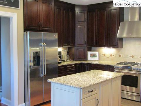 307 Dare Ln, Deep Gap, NC 28618 photo 37