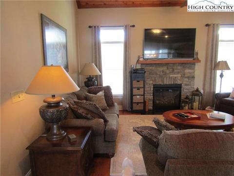 307 Dare Ln, Deep Gap, NC 28618 photo 16