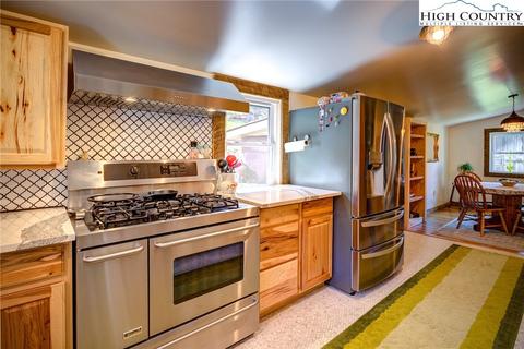 254 Stidhams Rd, Lansing, NC 28643 photo 5