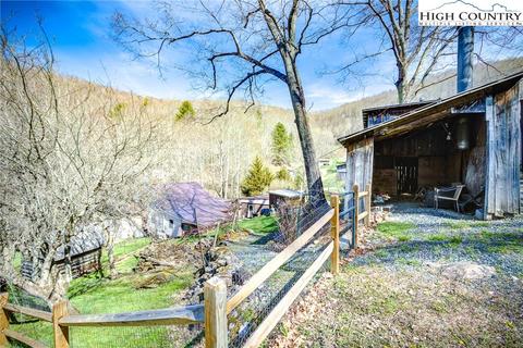 254 Stidhams Rd, Lansing, NC 28643 photo 10