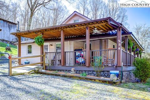 254 Stidhams Rd, Lansing, NC 28643 photo 3