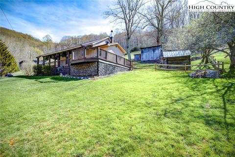 254 Stidhams Rd, Lansing, NC 28643 photo 2