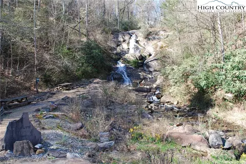 Off Pepper Bush Road, Purlear, NC 28665 photo 10