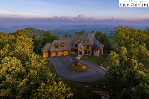6811 Reynolds Pkwy, Boone, NC 28607