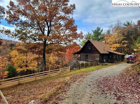 295 Squash Dr, Purlear, NC 28665