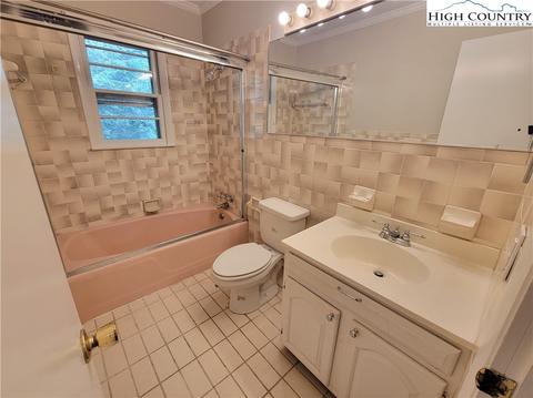301 Highland Ave, Boone, NC 28607 photo 6