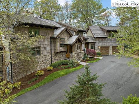 221 Boulder Ln, Blowing Rock, NC 28605