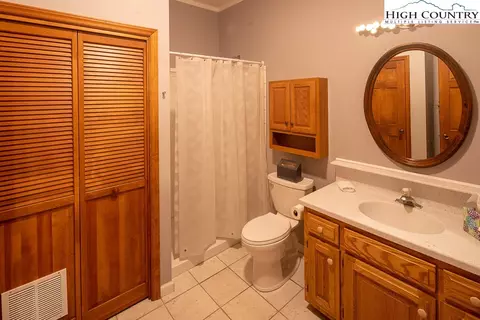 37 Hemlock Loop, Newland, NC 28657 photo 20