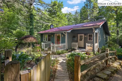 37 Hemlock Loop, Newland, NC 28657 photo 2
