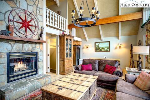 107 Skiway Cir, Beech Mountain, NC 28604 photo 4