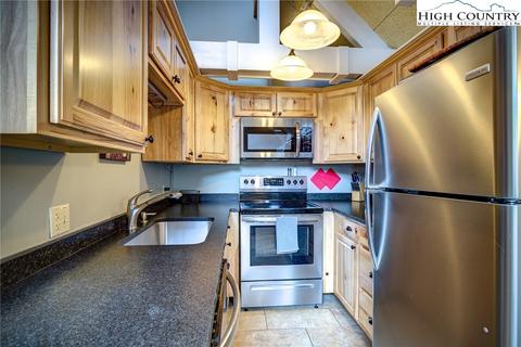 107 Skiway Cir, Beech Mountain, NC 28604 photo 11