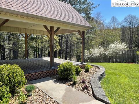 121 Willowbend Ln, Jefferson, NC 28640 photo 9