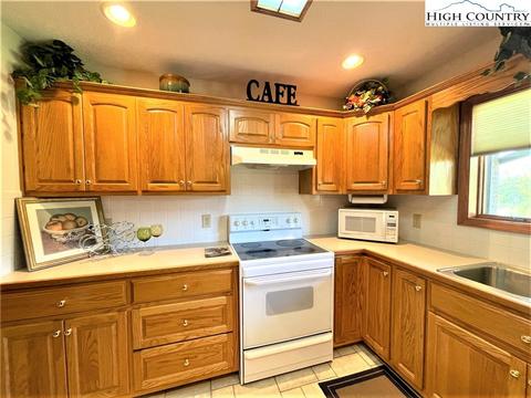 121 Willowbend Ln, Jefferson, NC 28640 photo 27