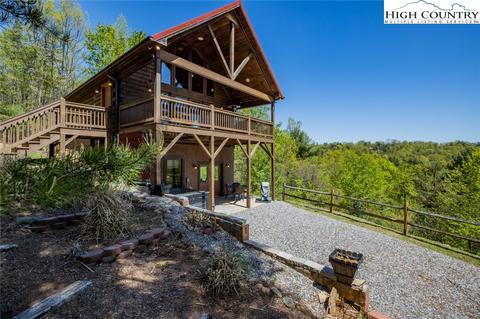 341 Woodpecker Rd, Purlear, NC 28665 photo 1