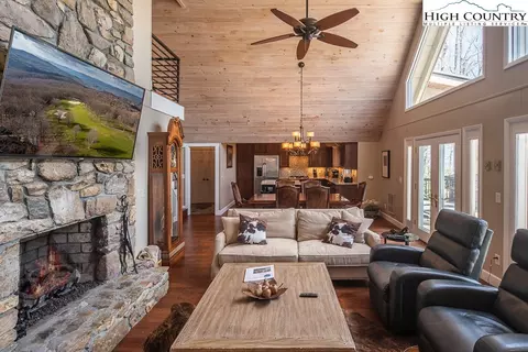 308 Saint Andrews Rd, Beech Mountain, NC 28604 photo 13