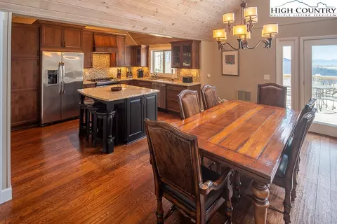 308 Saint Andrews Rd, Beech Mountain, NC 28604 photo 9
