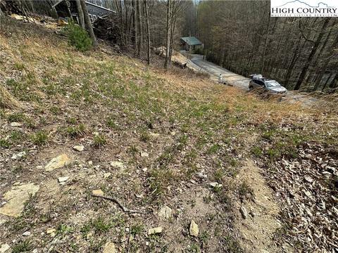 106 Cherrybrook Ln, Beech Mountain, NC 28604 photo 4