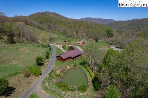 1345 Ivey Heights Rd, Newland, NC 28657