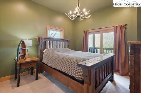 988 Chestnut Ridge Trl, Seven Devils, NC 28604 photo 37