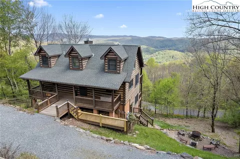 988 Chestnut Ridge Trl, Seven Devils, NC 28604 photo 40