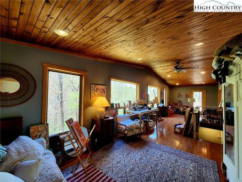 190 Disney Dr, Boone, NC 28607 photo 19