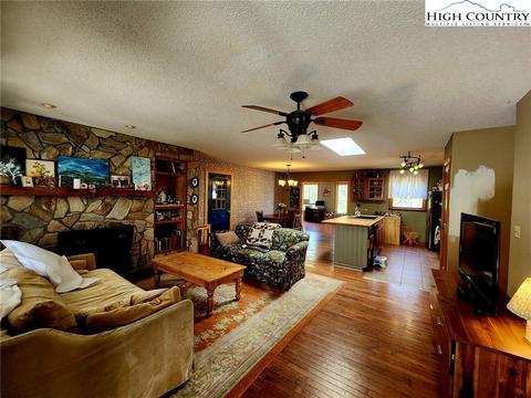 190 Disney Dr, Boone, NC 28607 photo 12