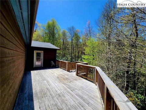 190 Disney Dr, Boone, NC 28607 photo 9