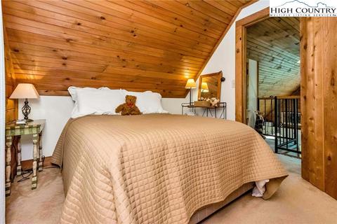 1655 Lump Rd, Purlear, NC 28665 photo 43