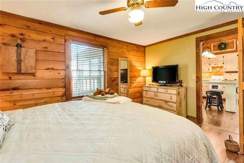 1655 Lump Rd, Purlear, NC 28665 photo 39