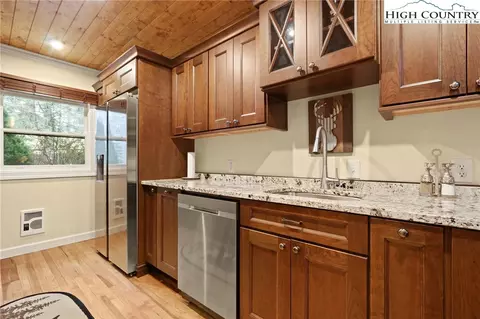 101 Golf View Dr #6, Beech Mountain, NC 28604 photo 12