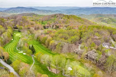 101 Golf View Dr #6, Beech Mountain, NC 28604 photo 3
