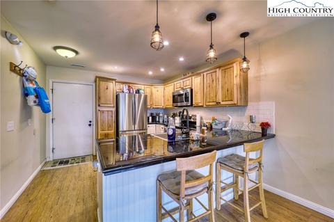 128 Zeb St #A-304, Boone, NC 28607