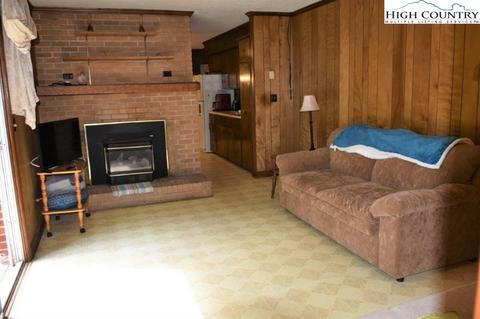 240 Sam Heaton Ln, Spruce Pine, NC 28777 photo 8