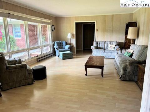 240 Sam Heaton Ln, Spruce Pine, NC 28777 photo 3