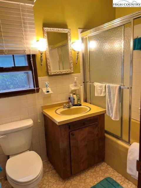 240 Sam Heaton Ln, Spruce Pine, NC 28777 photo 15