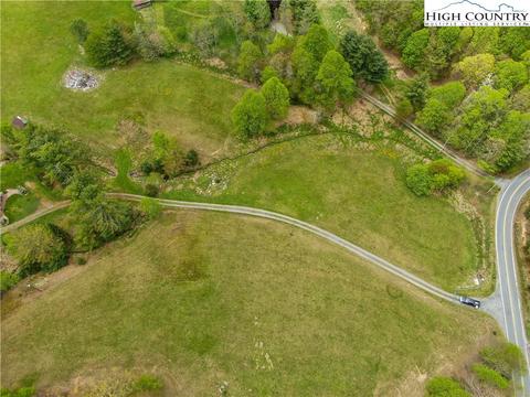000 Old Hampton Rd, Boone, NC 28607 photo 5