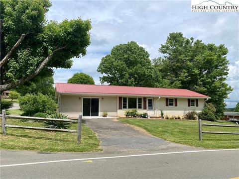 1447 Collins Rd, Sparta, NC 28675