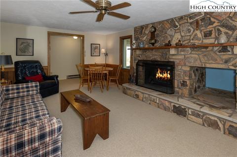 325 Owl Rest Ln, Deep Gap, NC 28618 photo 41
