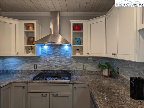 1122 Rivers Edge Rd, Sparta, NC 28675 photo 11