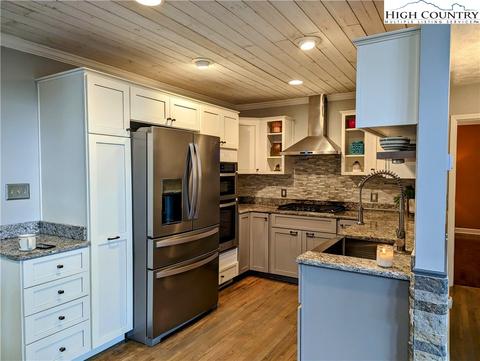 1122 Rivers Edge Rd, Sparta, NC 28675 photo 9